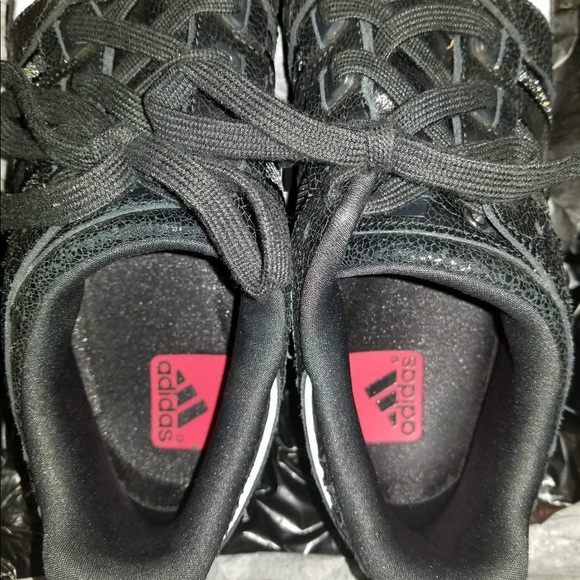 Retro - Picture 2 of 5